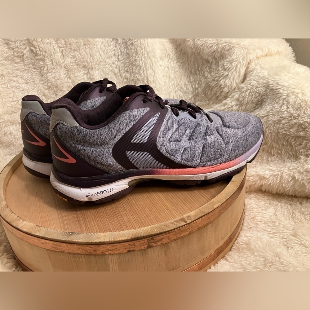 Abeo Tricore Aerosystem Womens Dorian Purple Aero 2.0 Tri-core Sneaker Size 8.5 - Picture 4 of 12